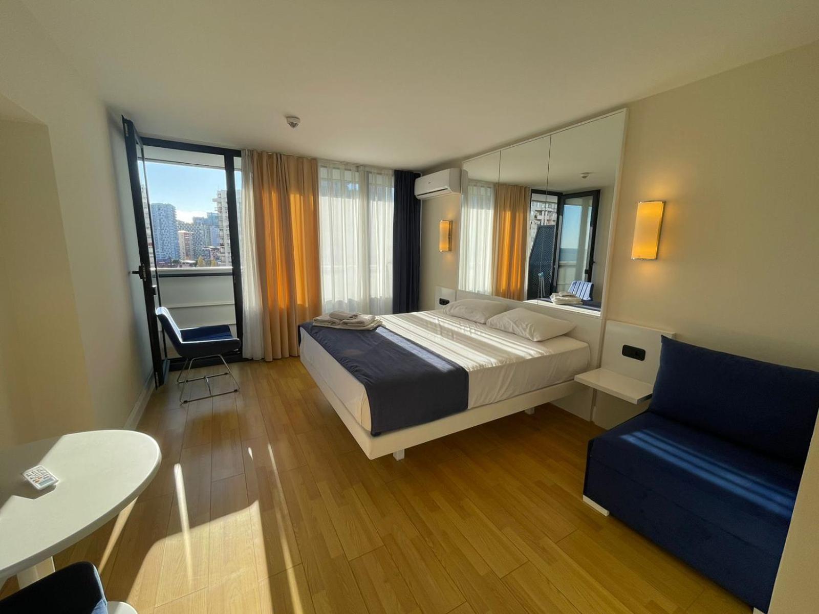 Orbi Aparthotel In Батумі Екстер'єр фото